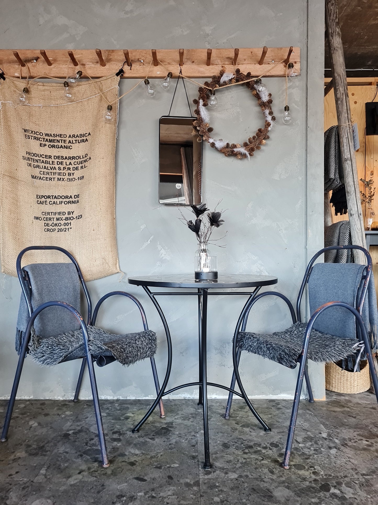 MOSAIKBORD svart/svart (HÄMTAS i BUTIK)