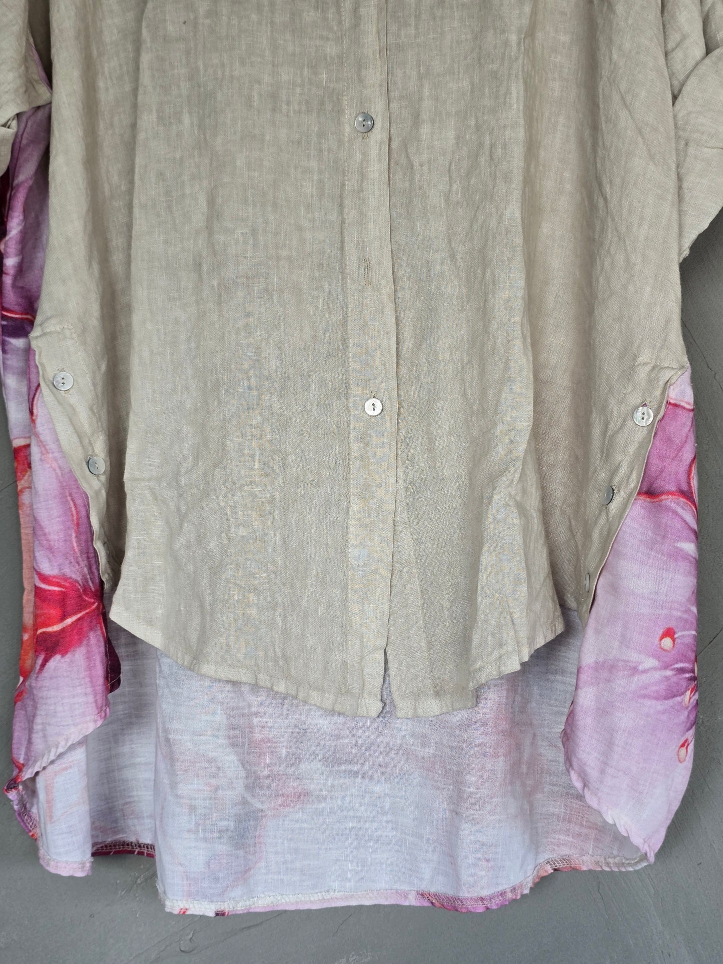 LINNESKJORTA Kahlo Red Oversize