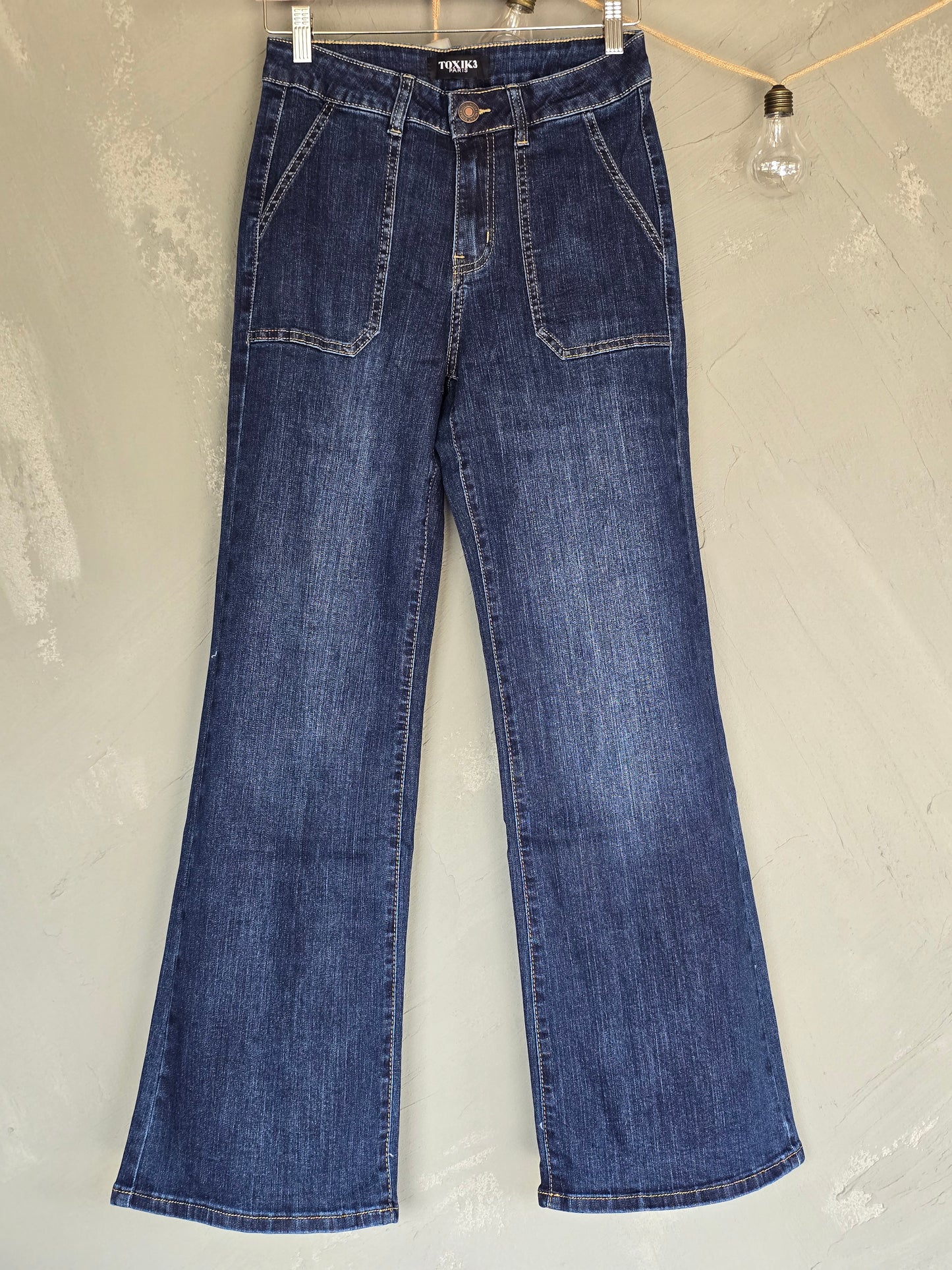 JEANS Mörk tvätt Vida raka ben (inkommer igen v35)