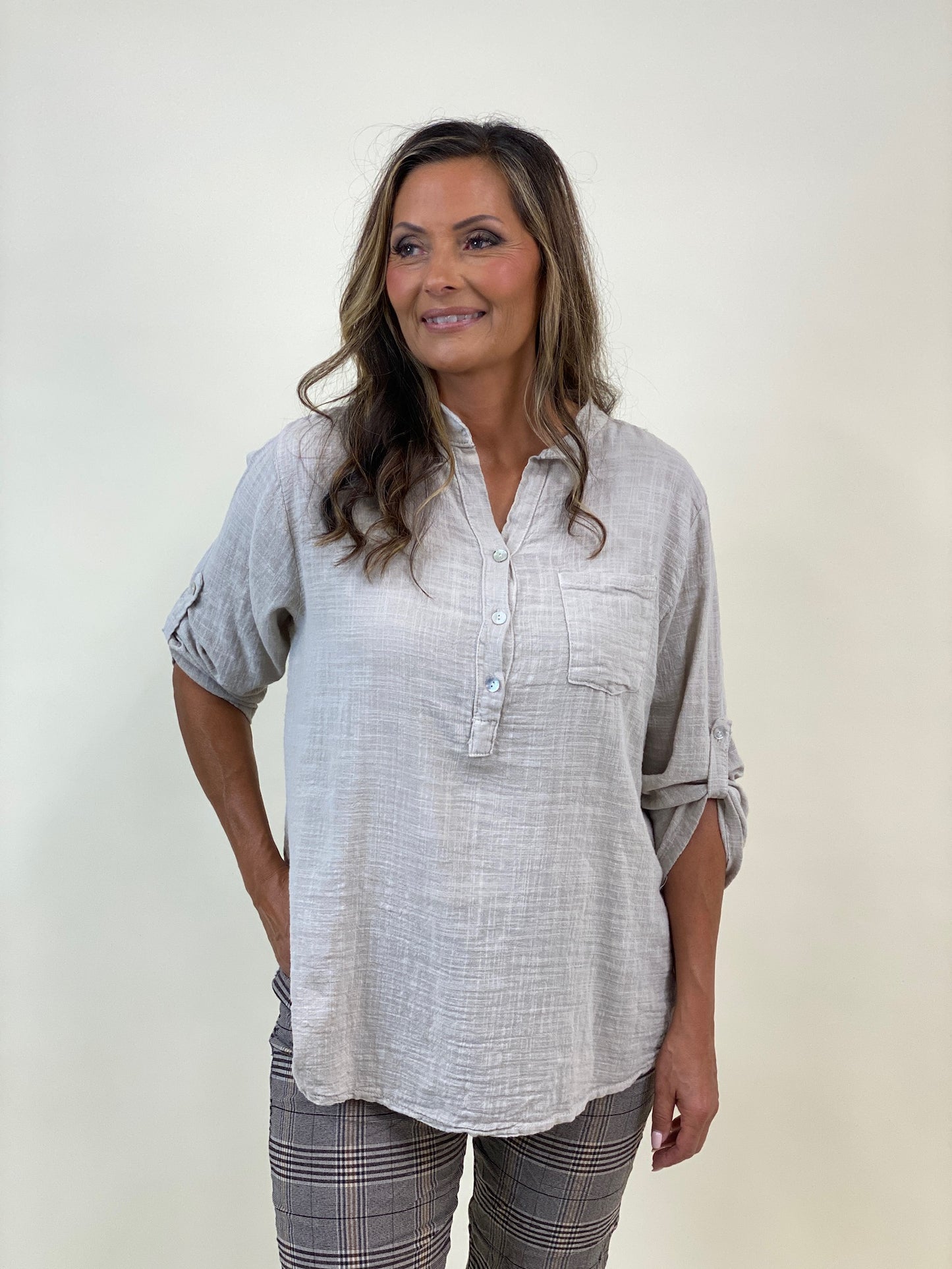 BLUS linnelook beige