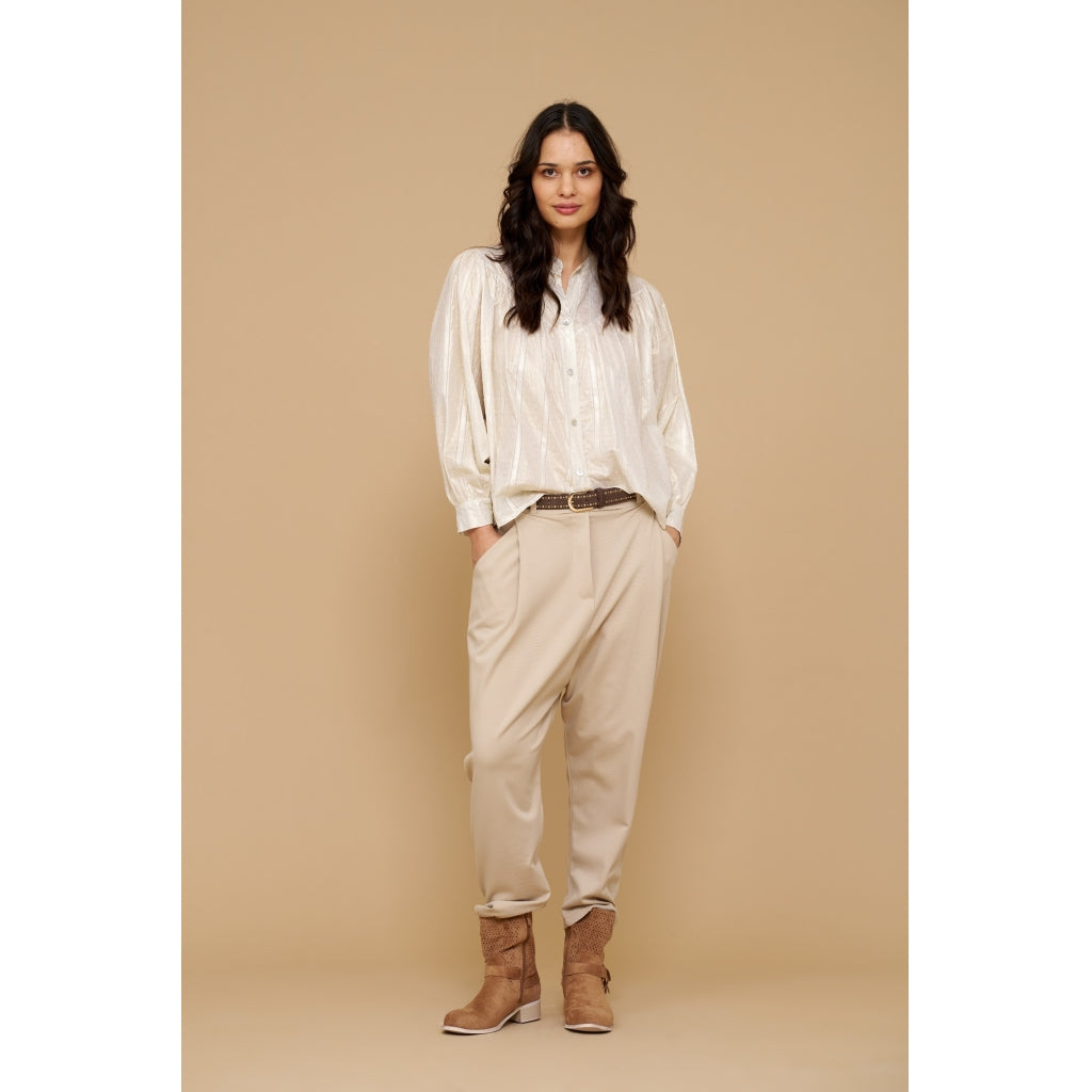 BLUS Offwhite Blank