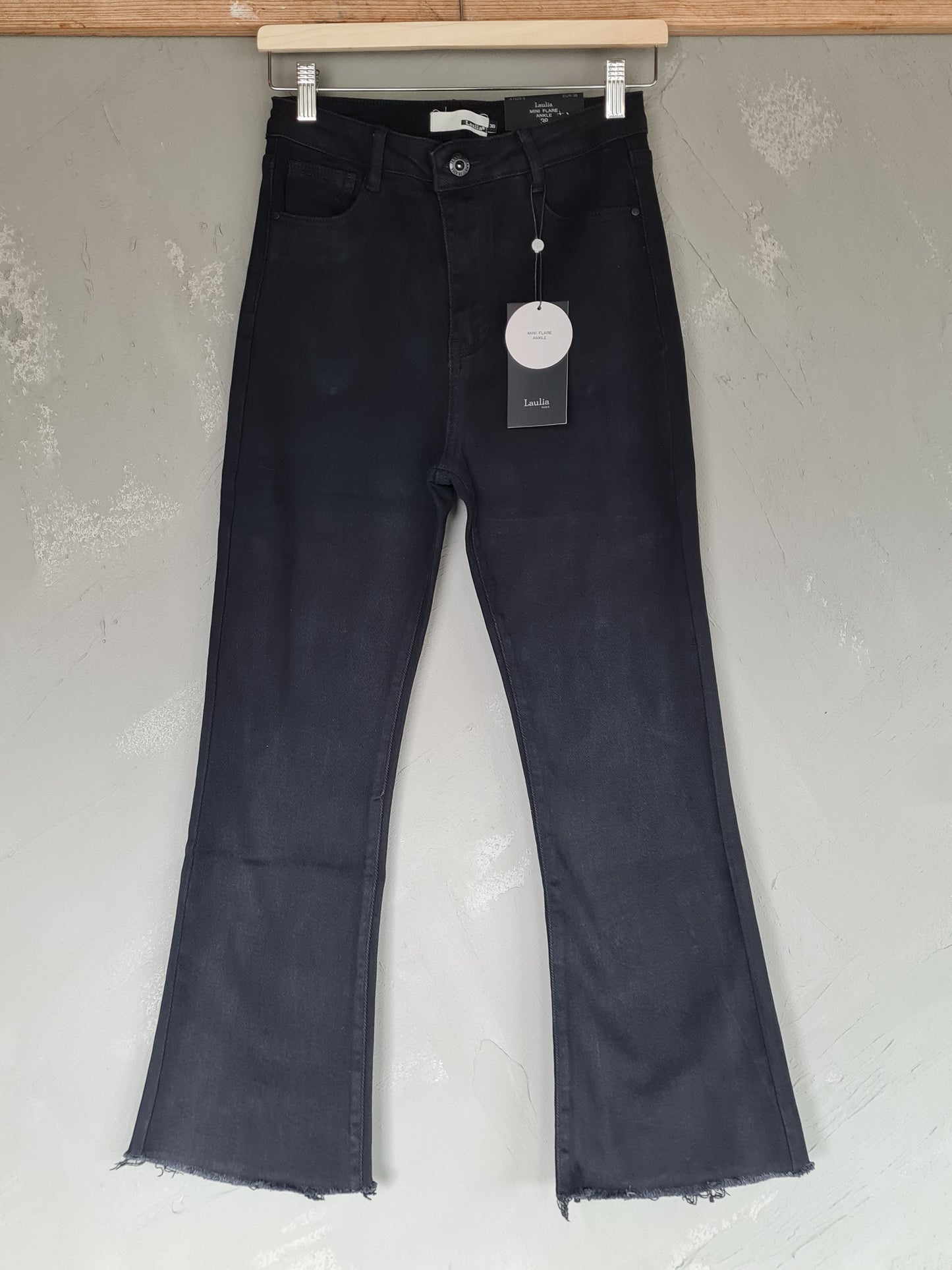 JEANS mini flare svart