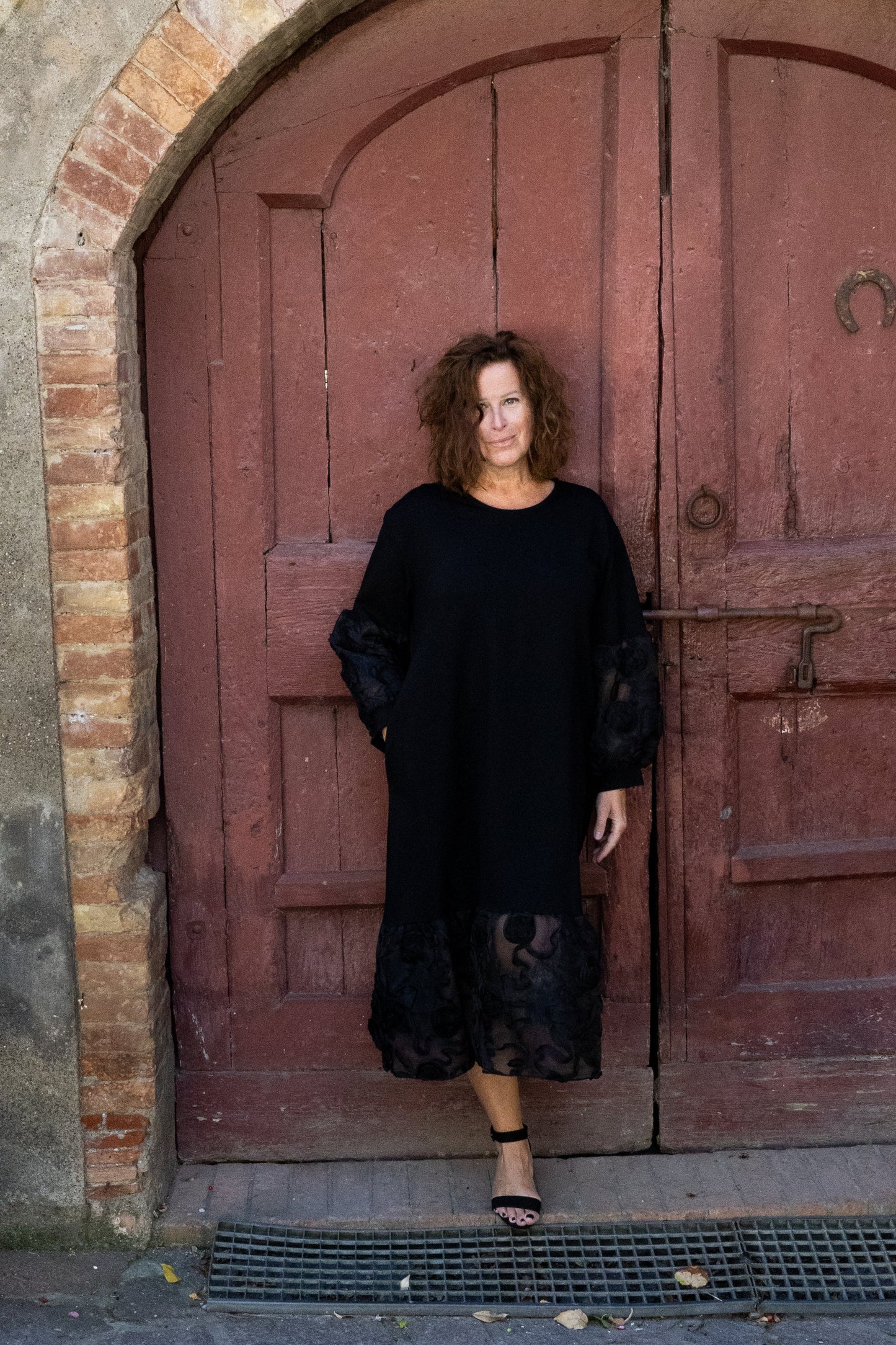 KLÄNNING Svart Spets