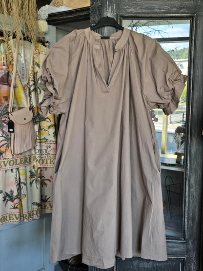KLÄNNING Ballongärm Taupe