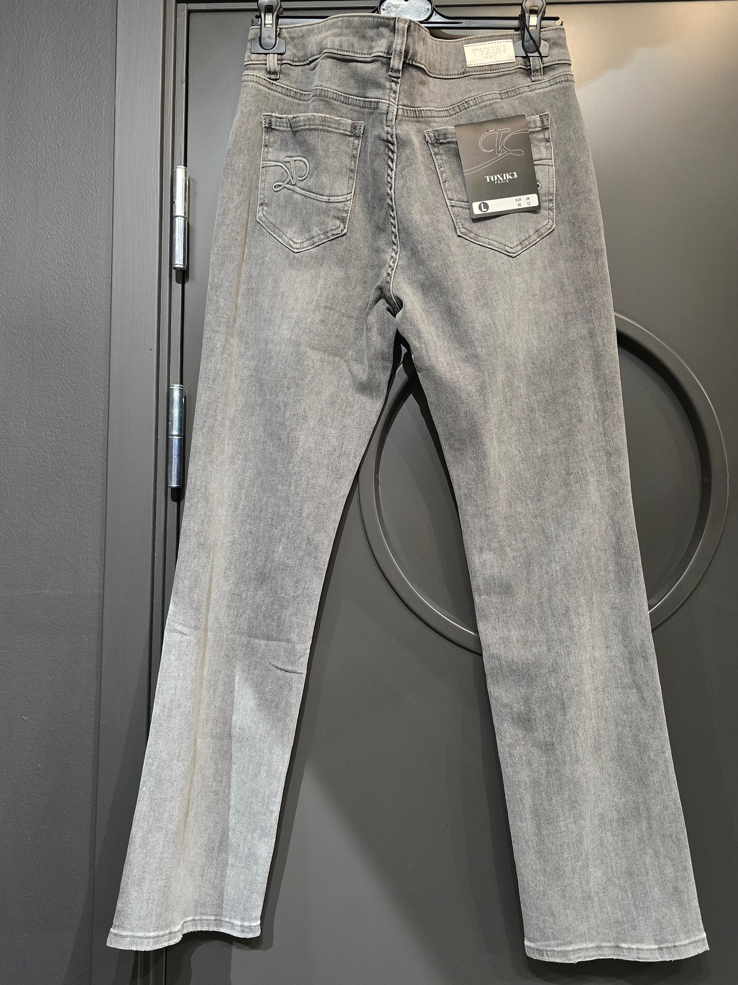 JEANS TOXIK Grå